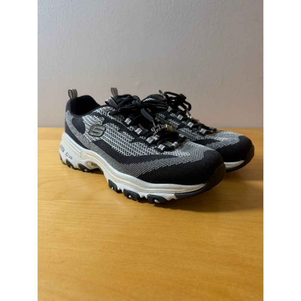 Skechers DLites Women 10 Black White Knit Memory Foam Sneakers 12243 BKW